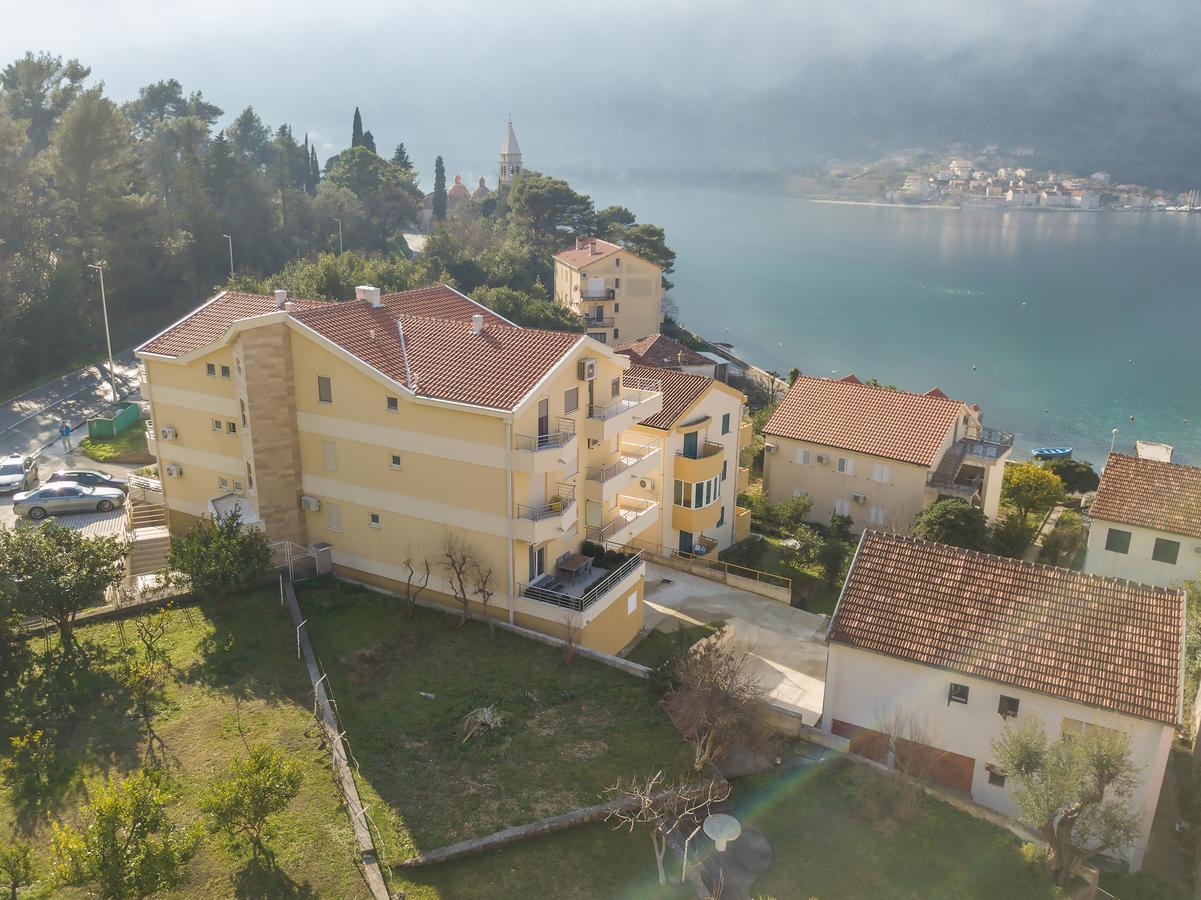Lux Apartment Goodness Kotor Buitenkant foto